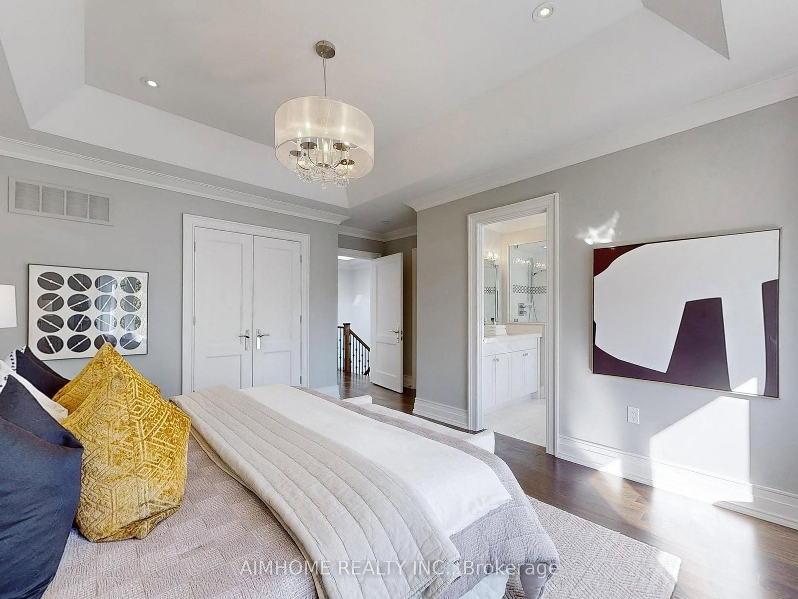 143 Kingsdale Avenue • Toronto, ON photo 20