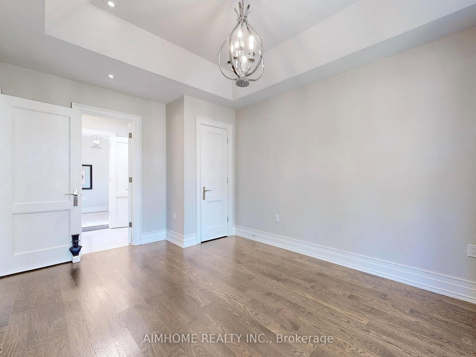 143 Kingsdale Avenue • Toronto, ON photo 24