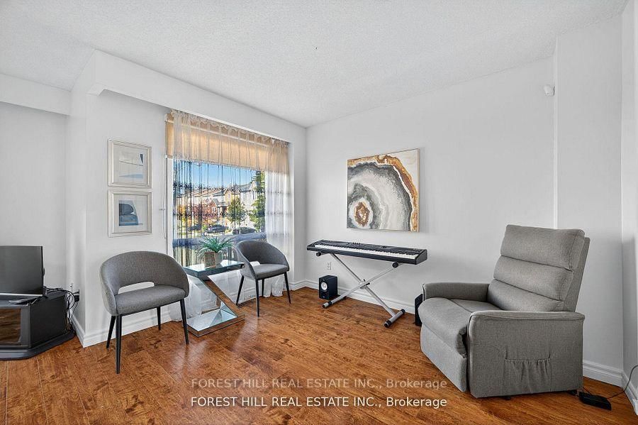 38 Carnival Court • Toronto, ON photo 9