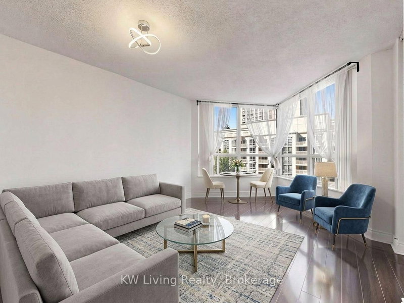 609 - 10 Northtown Way