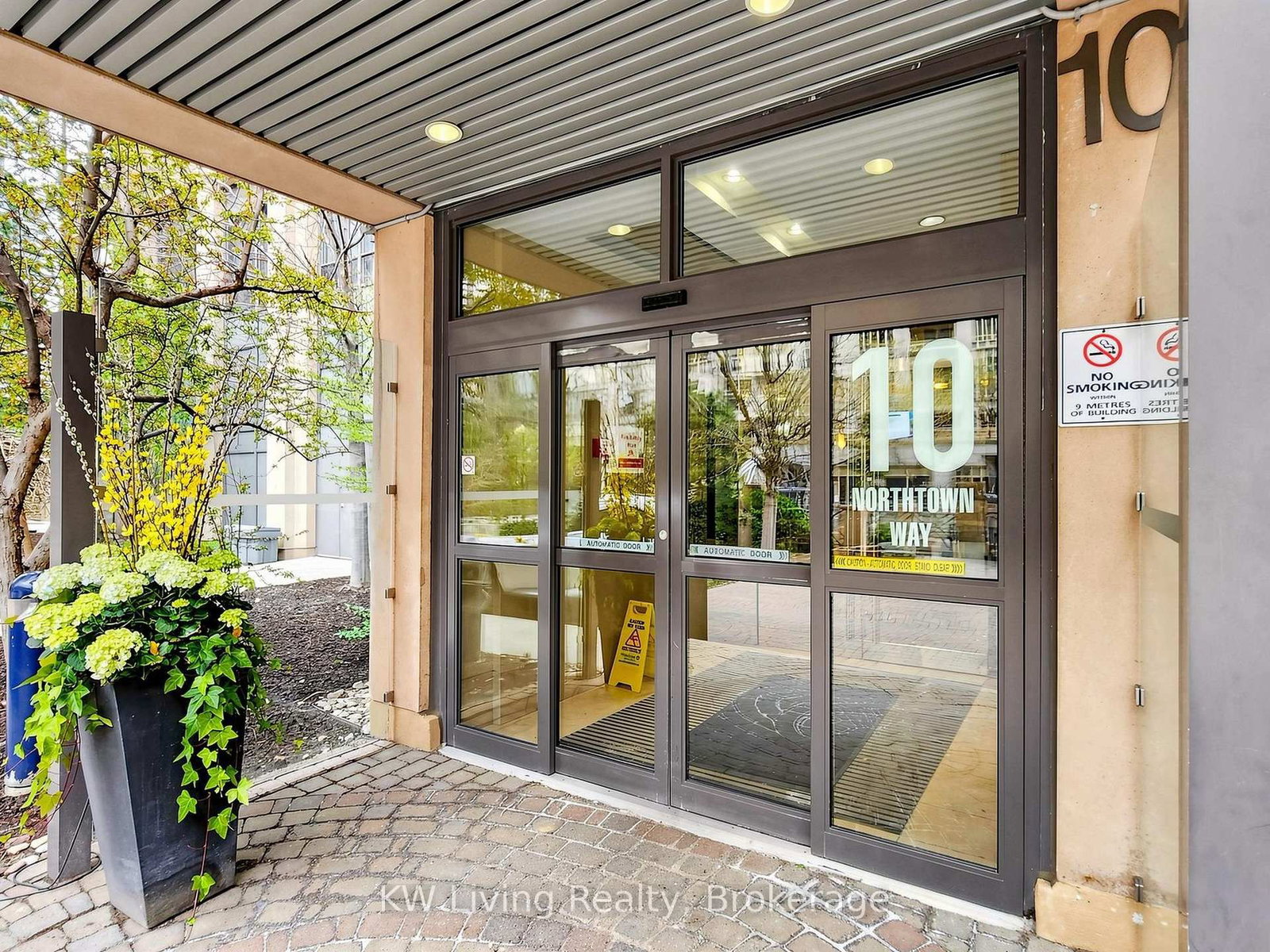 10 Northtown Way • #609 • Toronto, ON photo 13