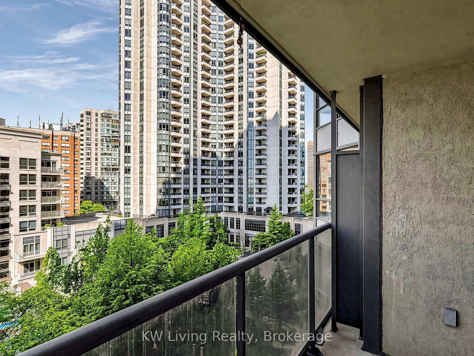 10 Northtown Way • #609 • Toronto, ON photo 18