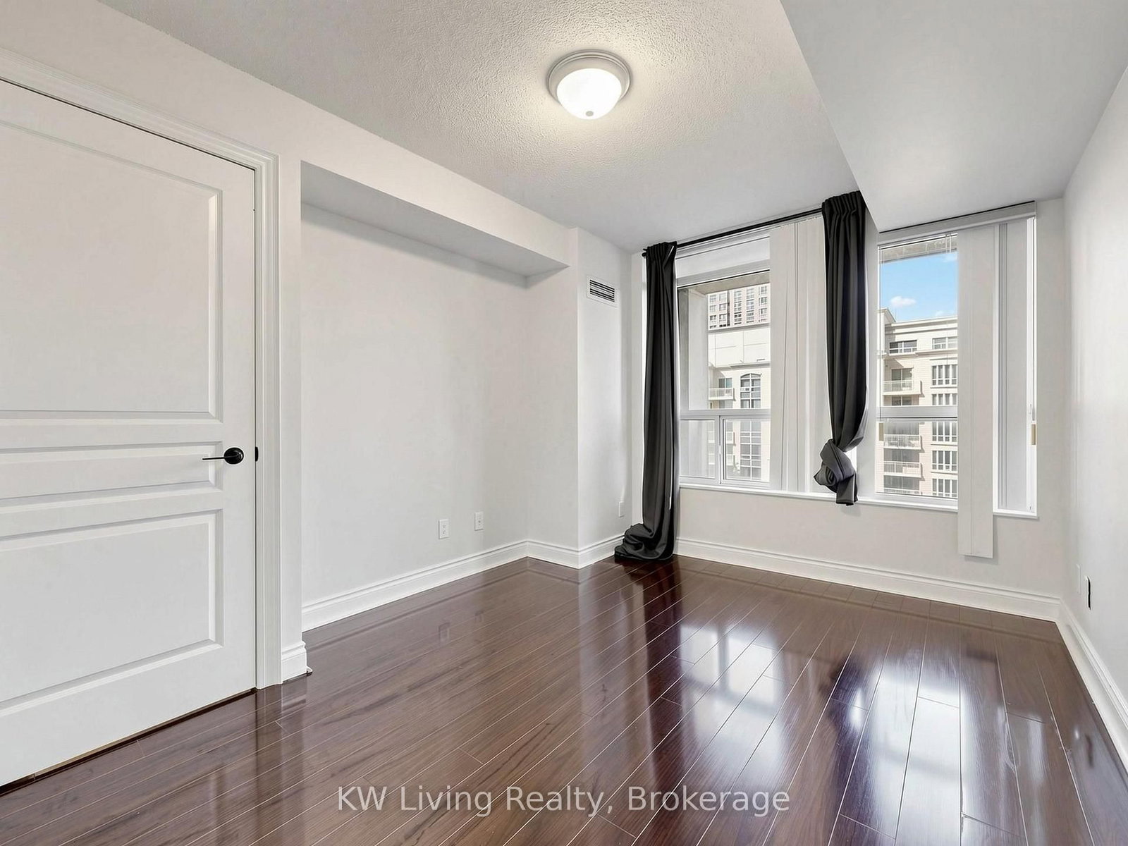 10 Northtown Way • #609 • Toronto, ON photo 31