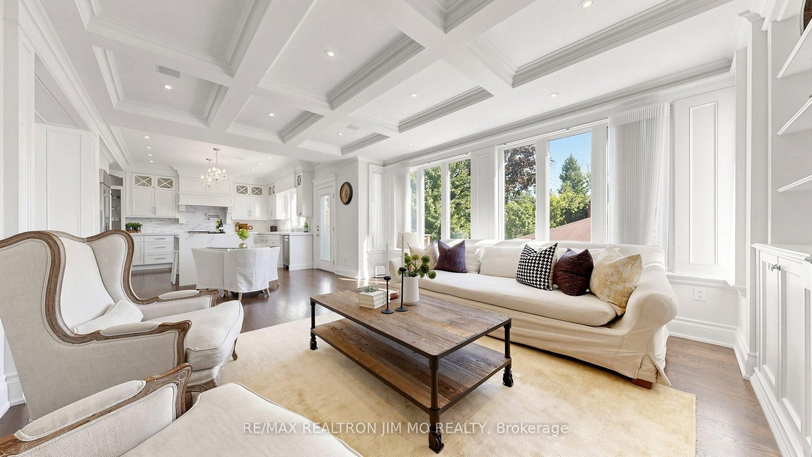189 Empress Avenue • Toronto, ON photo 11