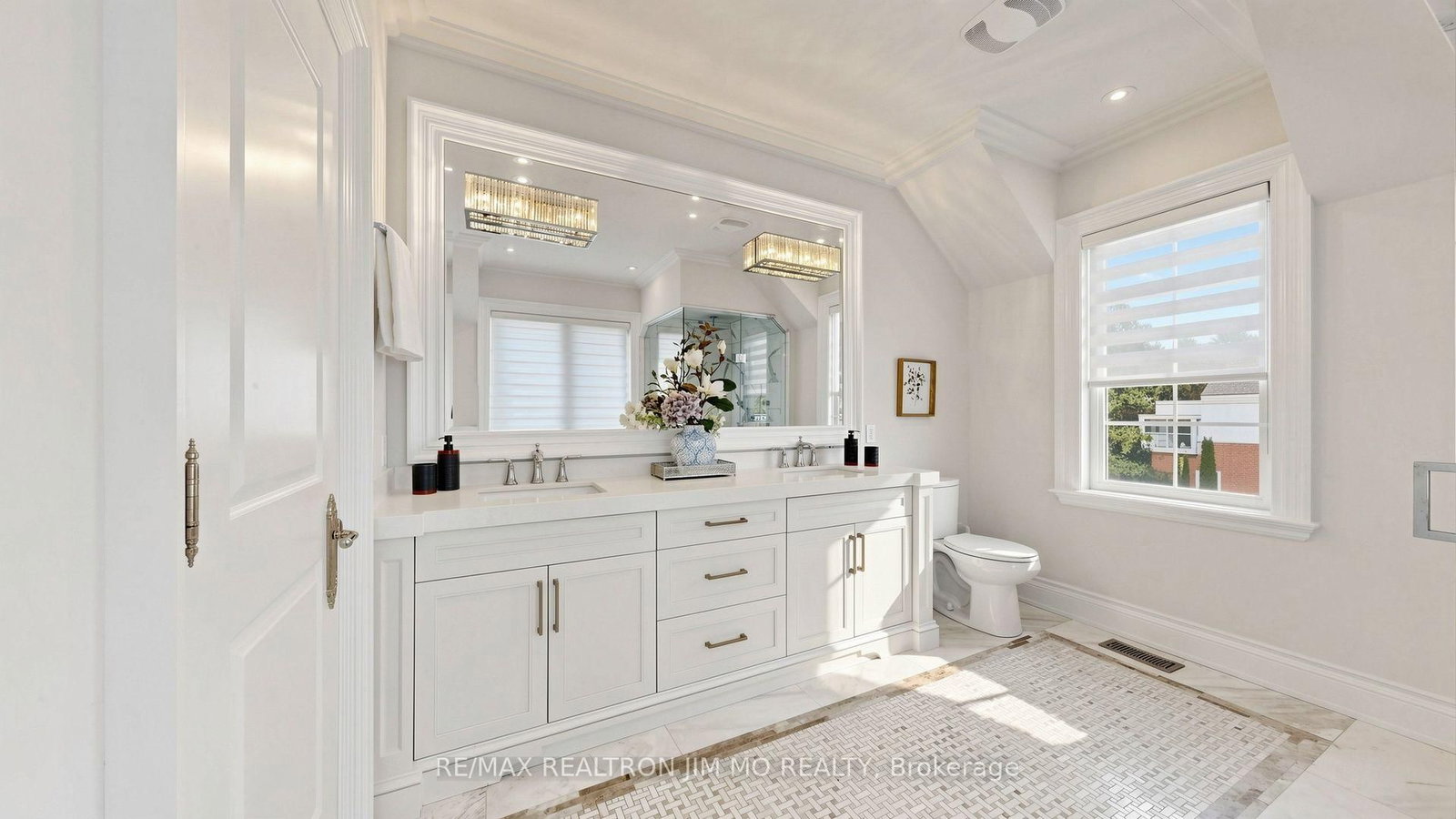 189 Empress Avenue • Toronto, ON photo 22