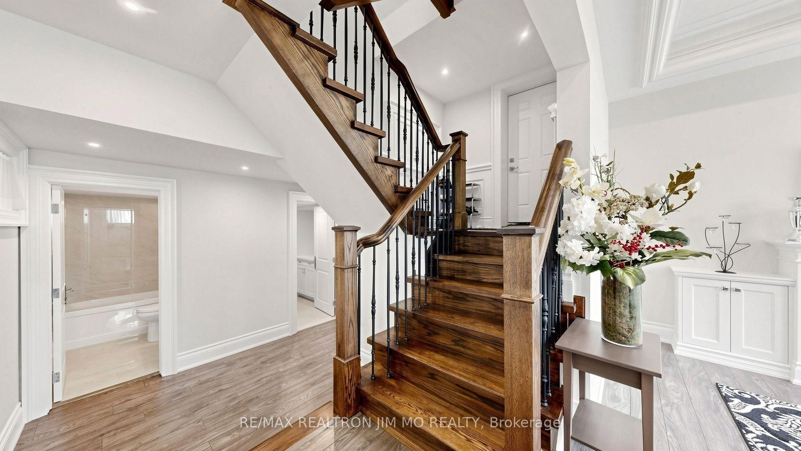189 Empress Avenue • Toronto, ON photo 30