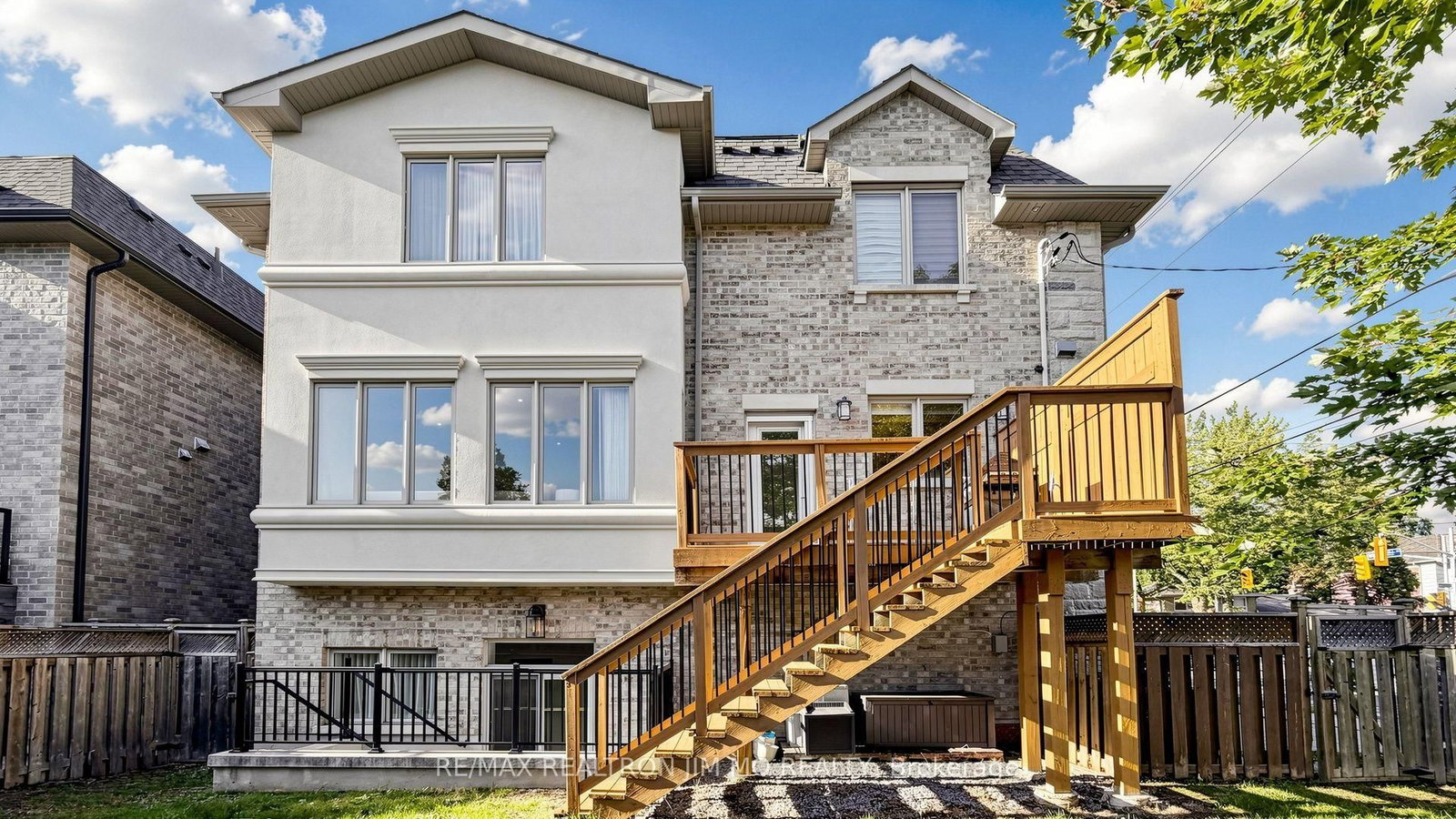 189 Empress Avenue • Toronto, ON photo 36