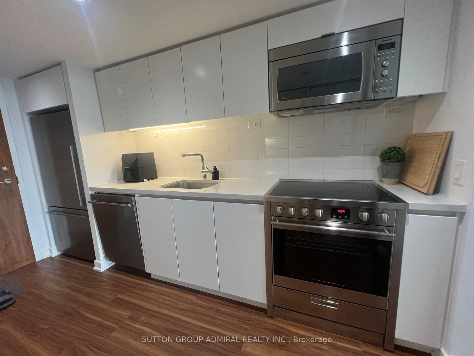 75 Queens Wharf Road • #1709 • Toronto, ON photo 17