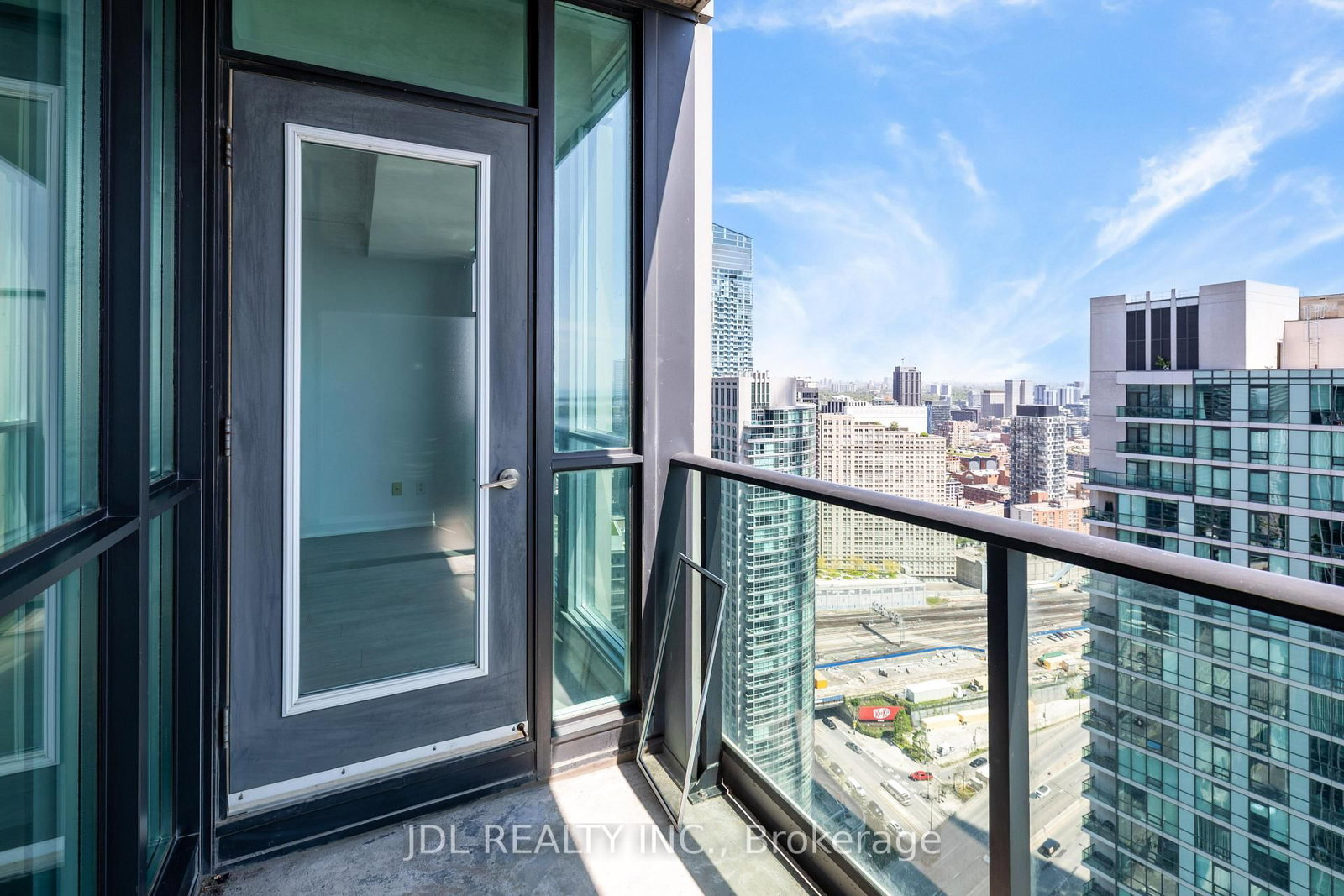 16 Harbour Street • #4006 • Toronto, ON photo 23