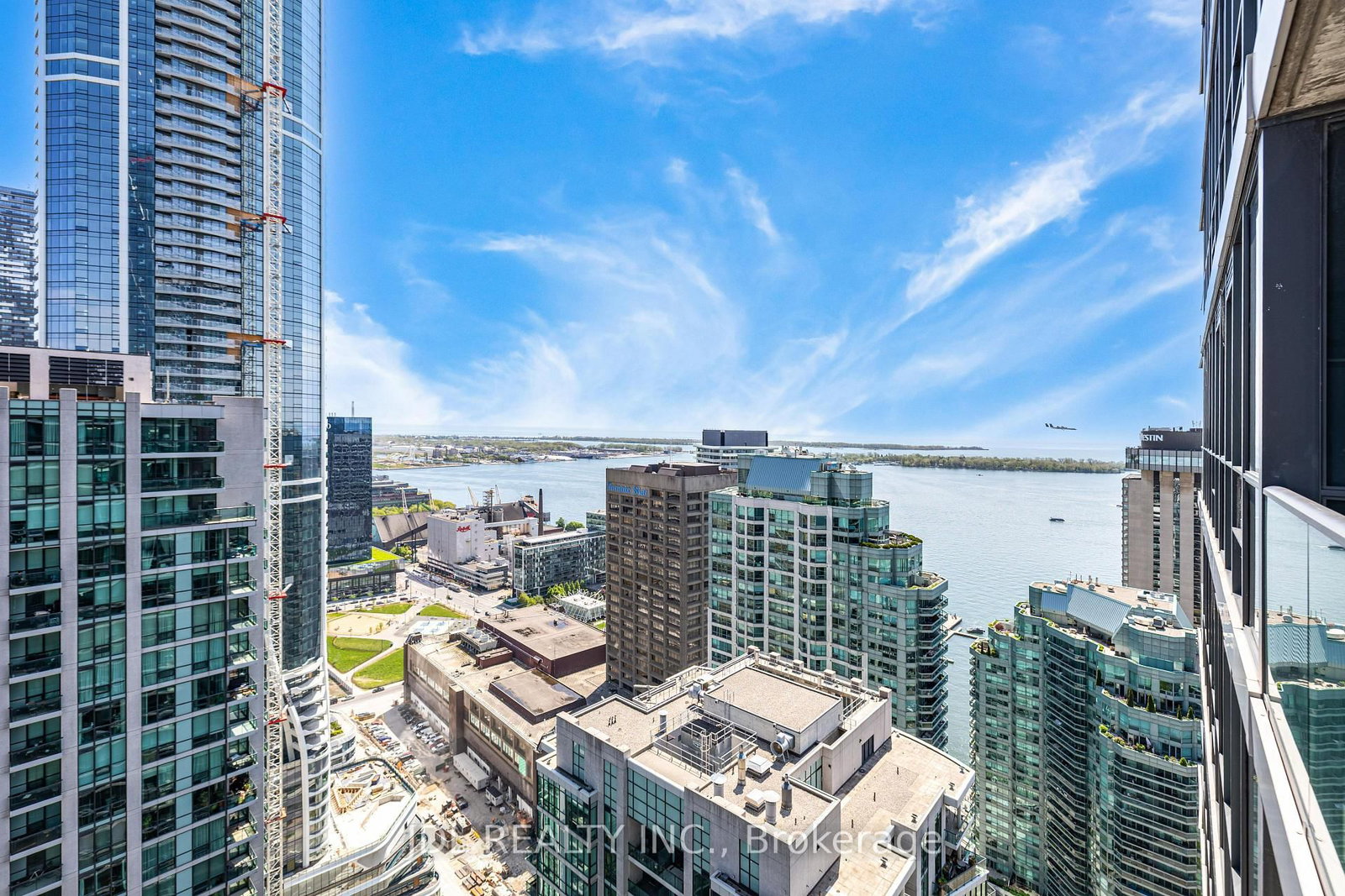 16 Harbour Street • #4006 • Toronto, ON photo 24