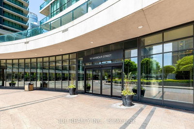 16 Harbour Street • #4006 • Toronto, ON photo 8