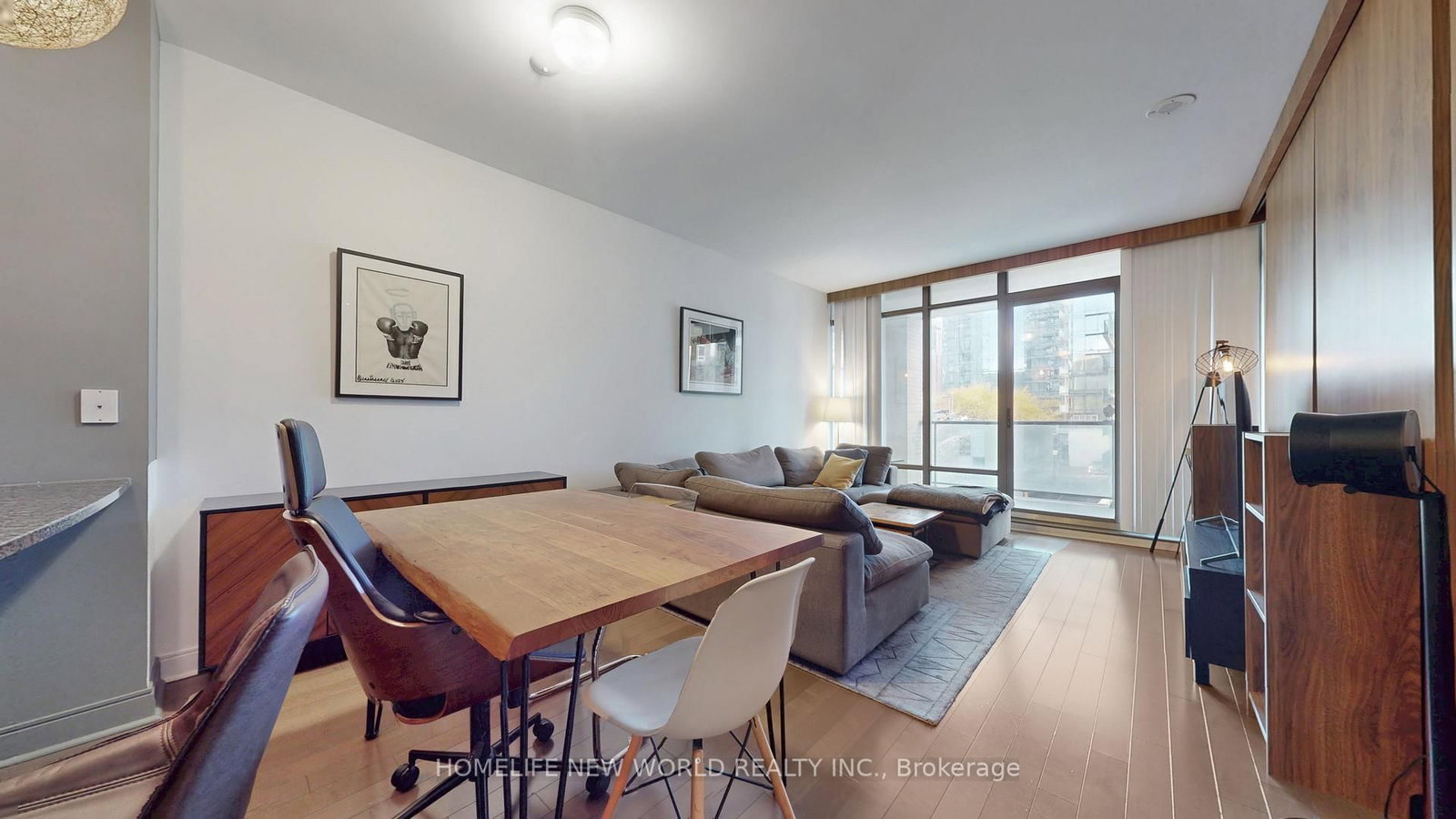 18 Yorkville Avenue • #312 • Toronto, ON photo 11