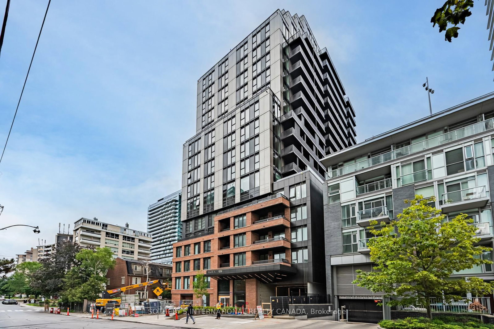 408 - 109 Erskine Avenue, Toronto 2