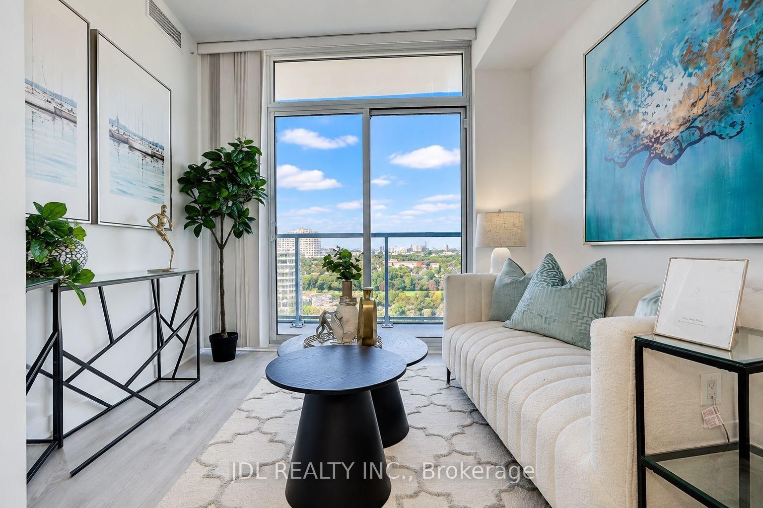 33 Helendale Avenue • #1811 • Toronto, ON photo 17