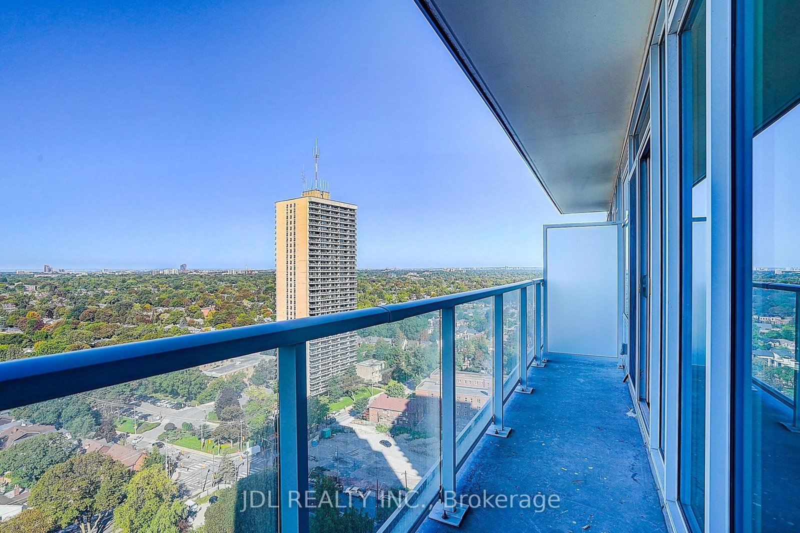 33 Helendale Avenue • #1811 • Toronto, ON photo 33