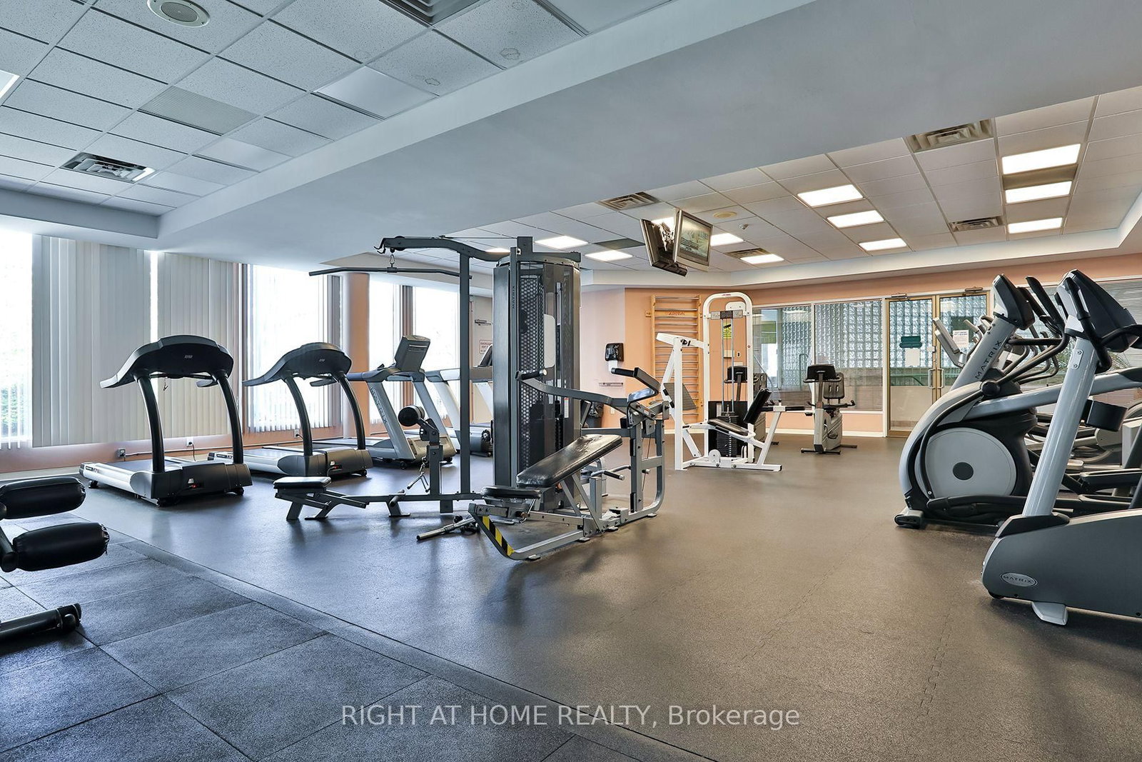 7 Concorde Place • #2212 • Toronto, ON photo 24