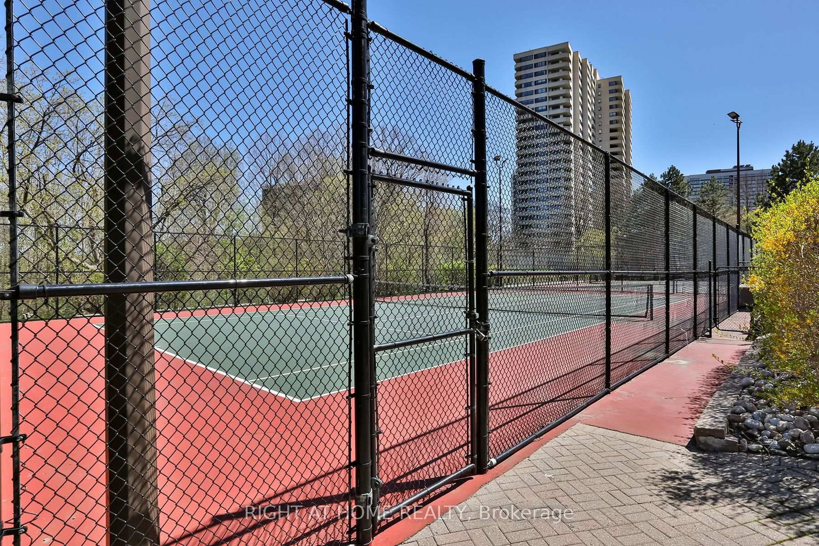 7 Concorde Place • #2212 • Toronto, ON photo 26