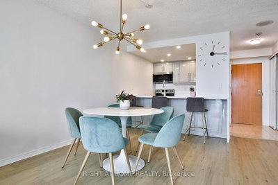 7 Concorde Place • #2212 • Toronto, ON photo 9