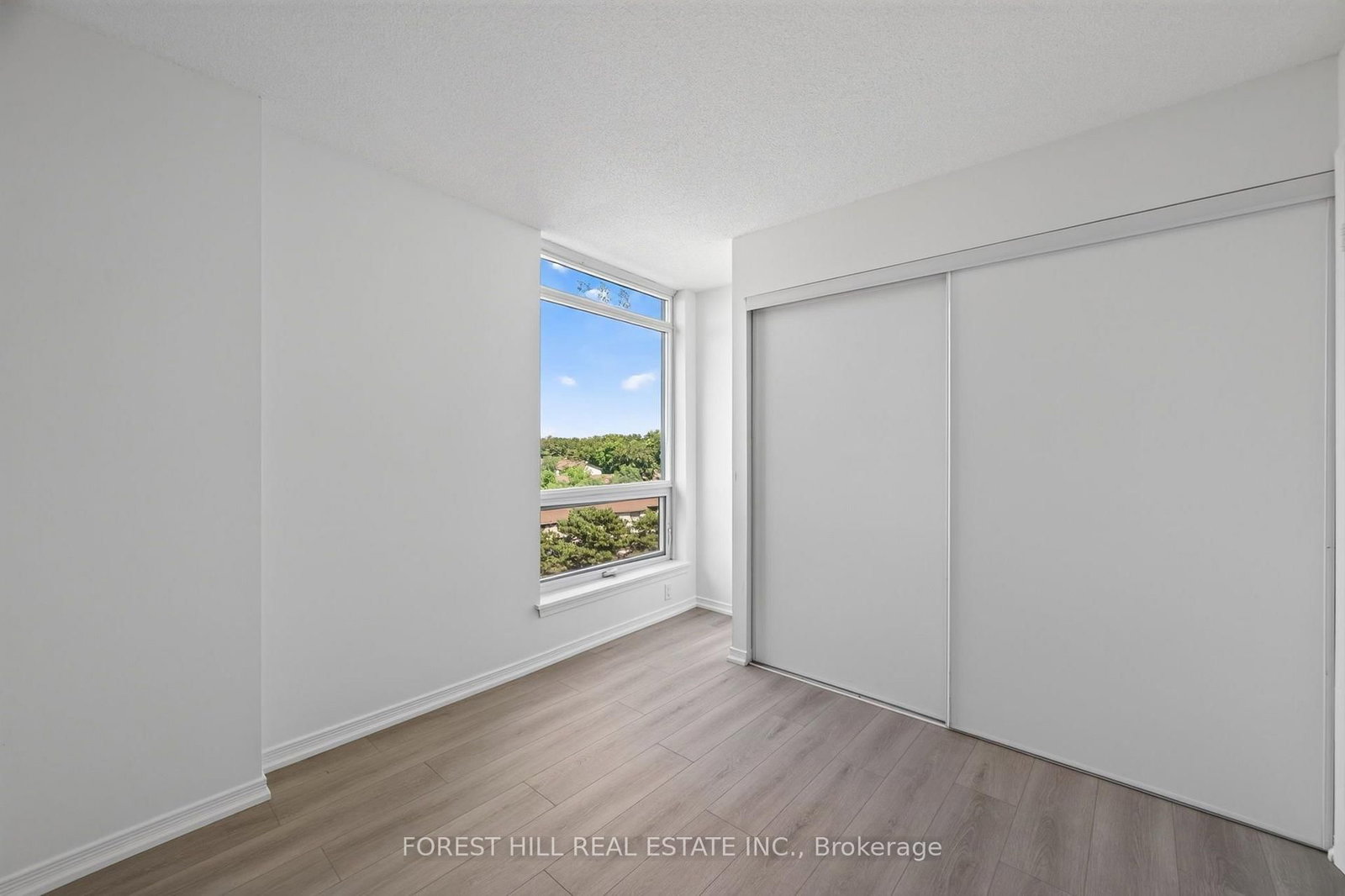 18 Valley Woods Road • #PH310 • Toronto, ON photo 13