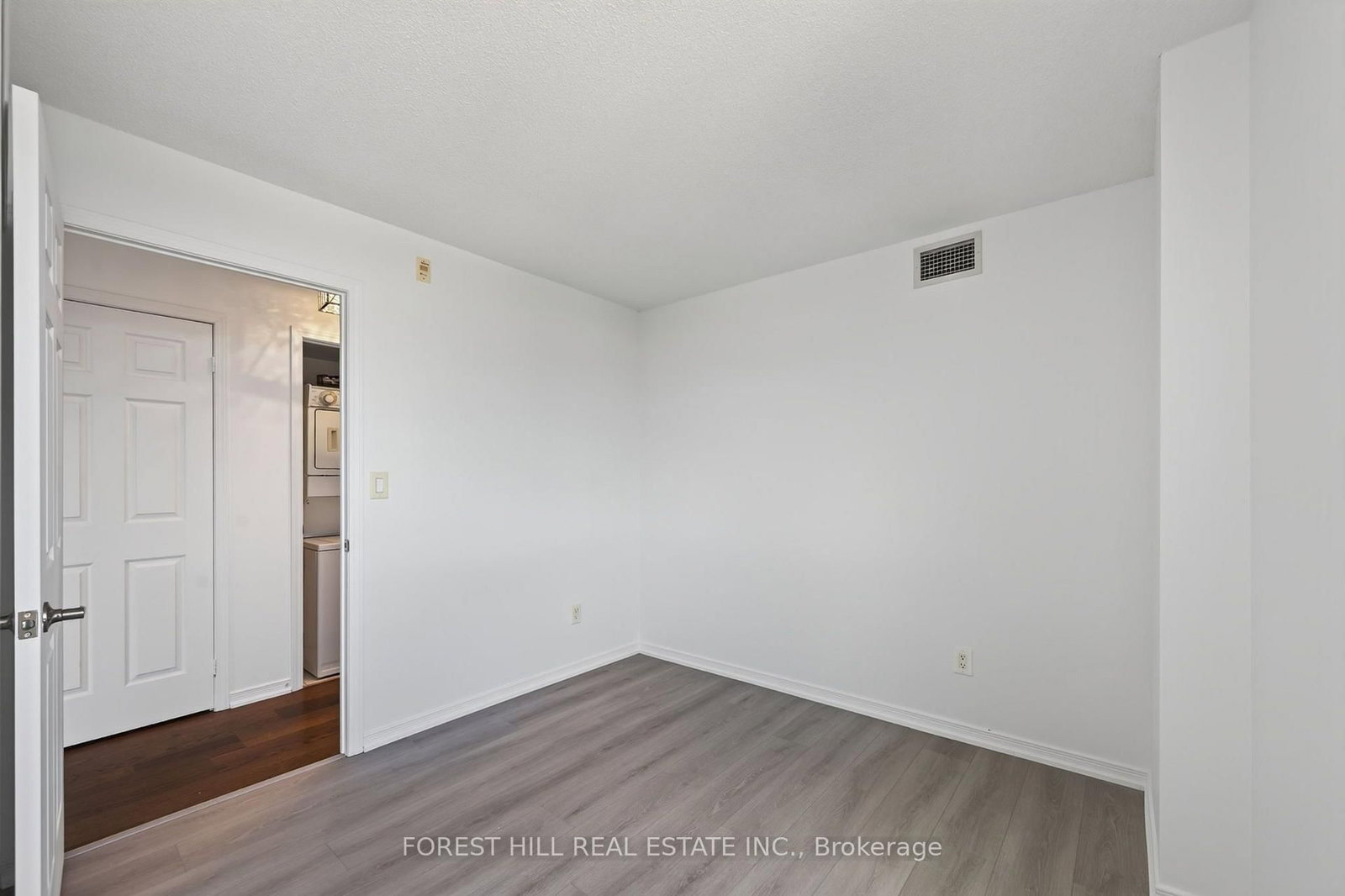 18 Valley Woods Road • #PH310 • Toronto, ON photo 14