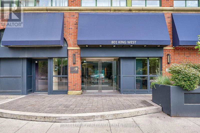 203 - 801 King Street W