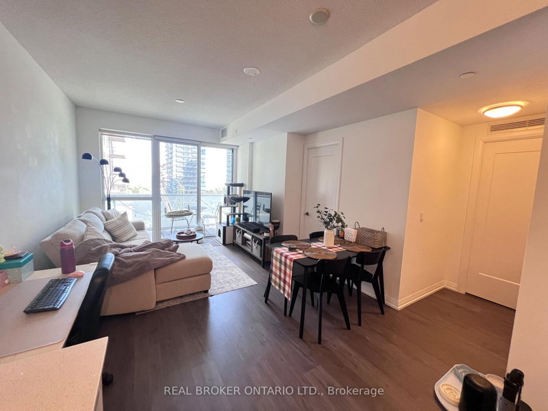 1207 - 101 Erskine Avenue