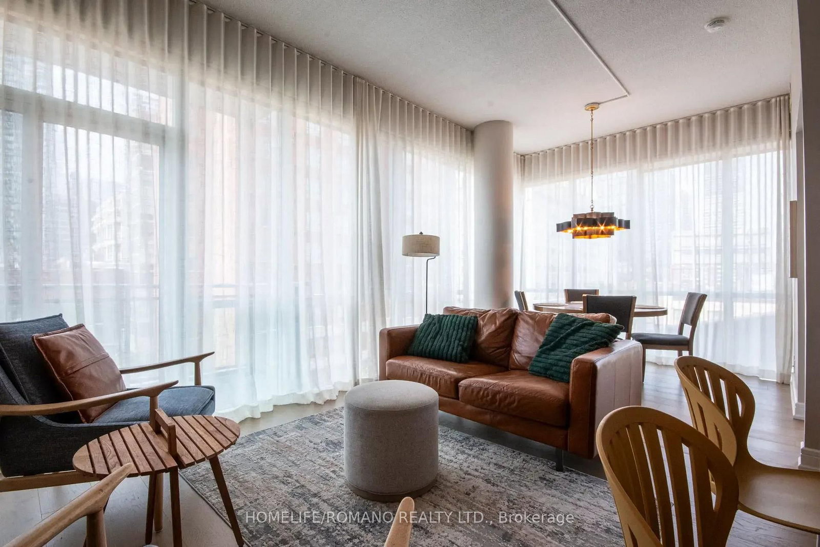 112 George Street • #535 • Toronto, ON photo 16
