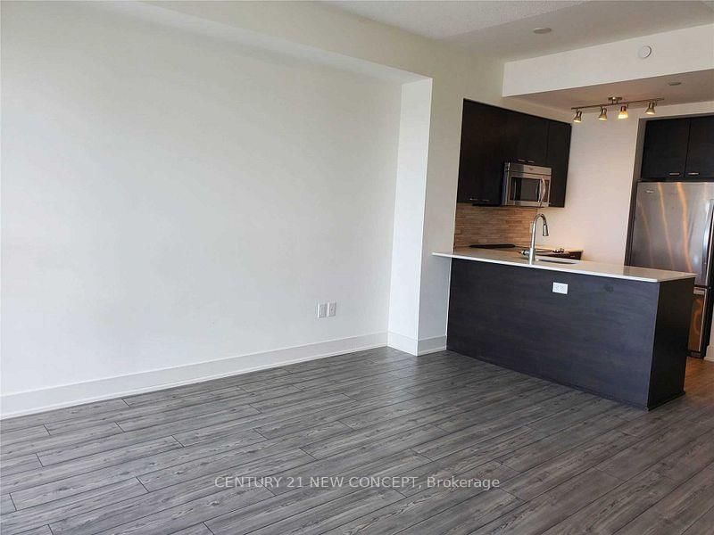 3103-30 Roehampton Ave, Toronto, view 5