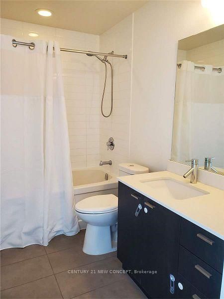 3103-30 Roehampton Ave, Toronto, view 6