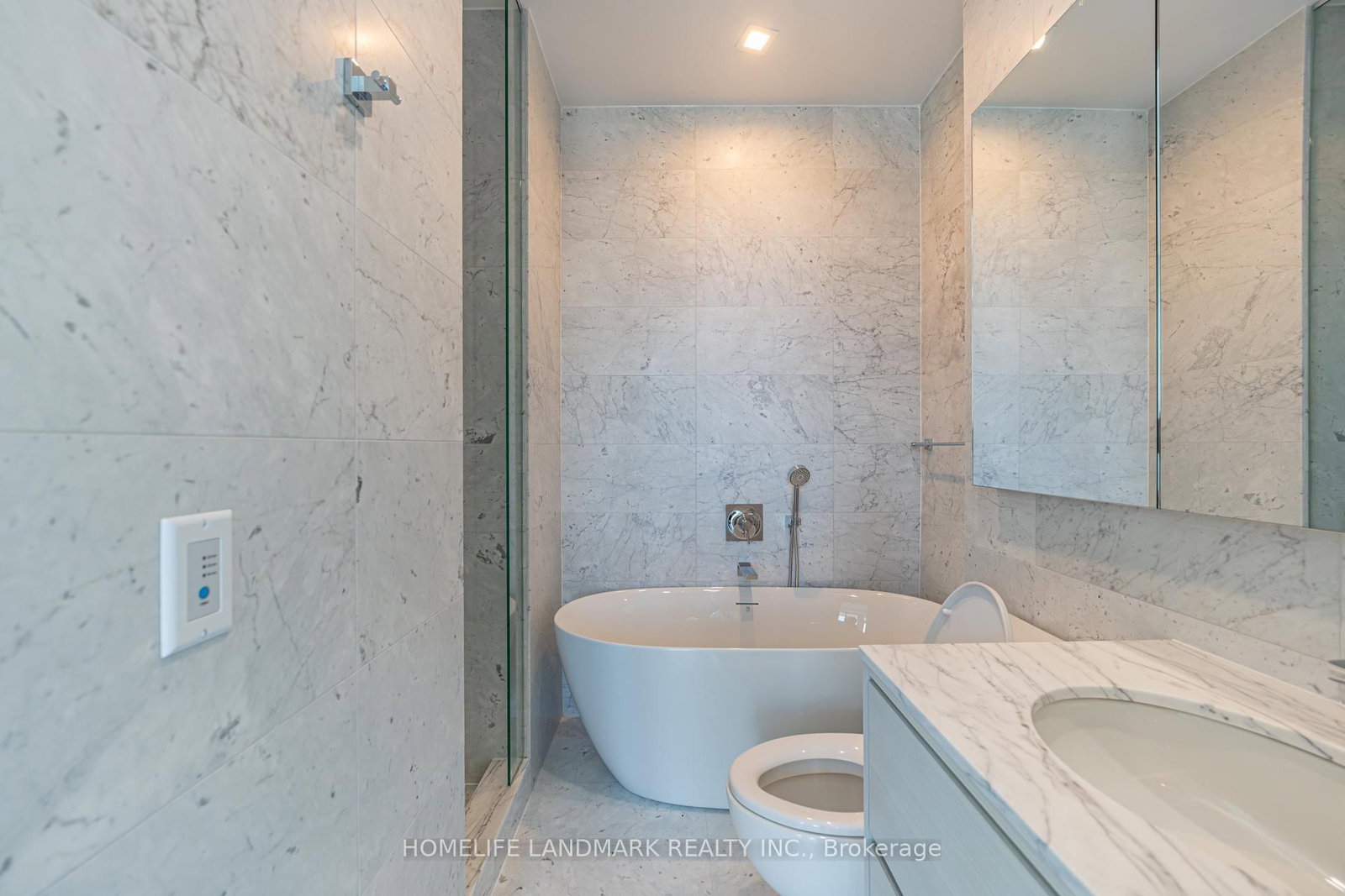 29 Green Trail Court • #215 • Toronto, ON photo 14