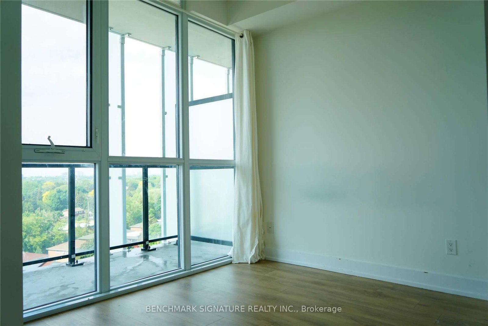 907-128 Fairview Mall Dr, Toronto, view 10