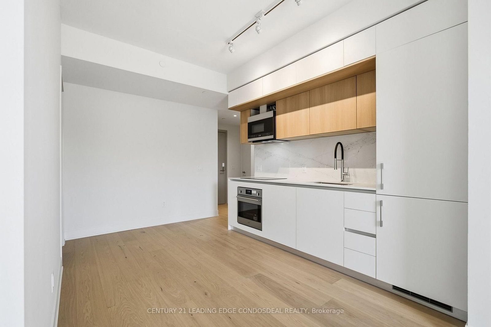 207-322 Dupont St, Toronto, view 10