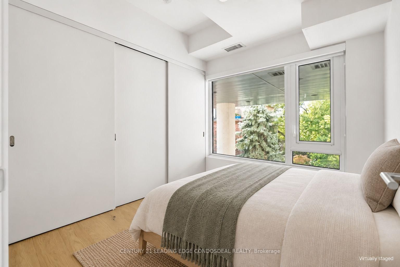 207-322 Dupont St, Toronto, view 17