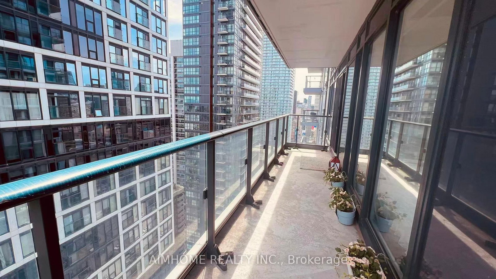 2803-251 Jarvis St, Toronto, view 12