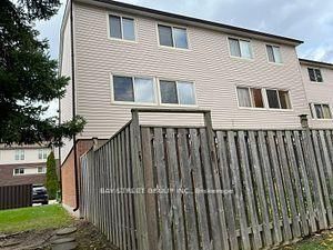 11 Yellow Birch Way, Toronto, view 12