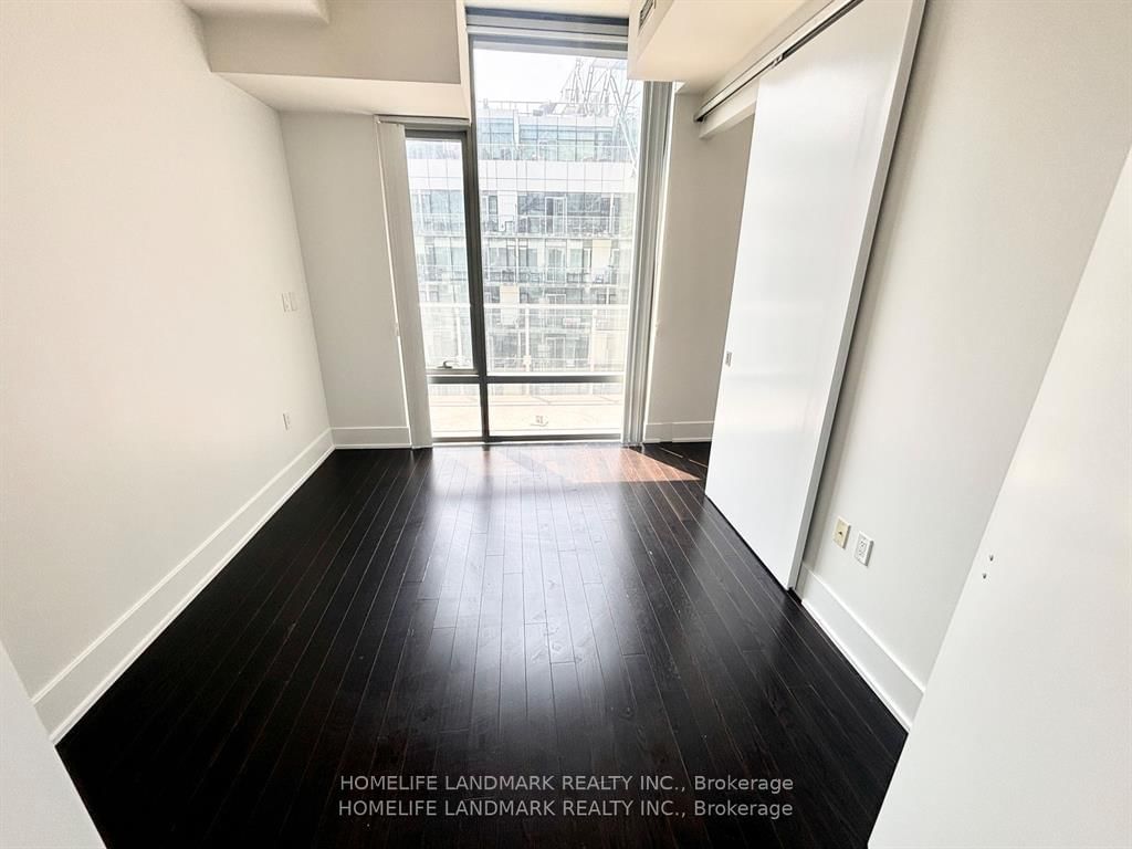 39 Queens Quay E • #1029 • Toronto, ON photo 19