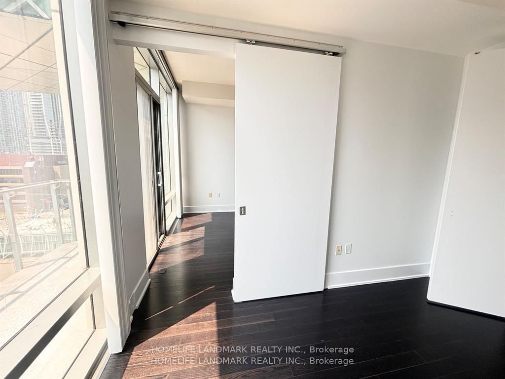 39 Queens Quay E • #1029 • Toronto, ON photo 20