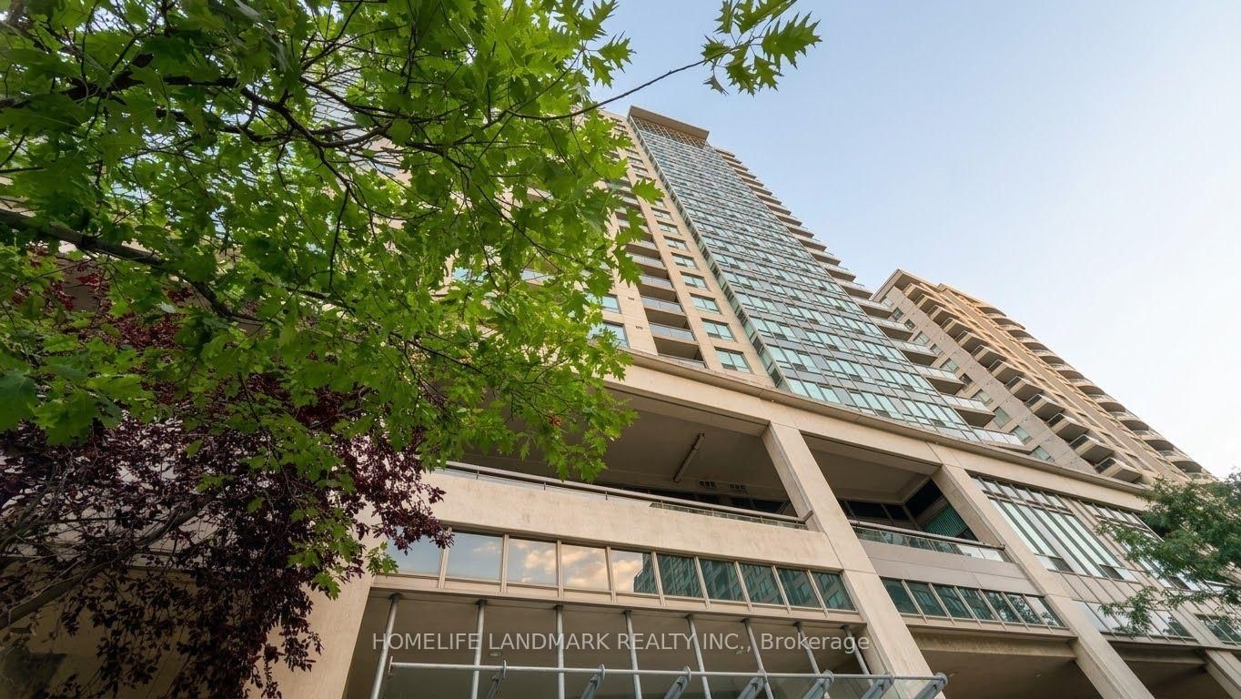 18 Parkview Avenue • #312 • Toronto, ON photo 1