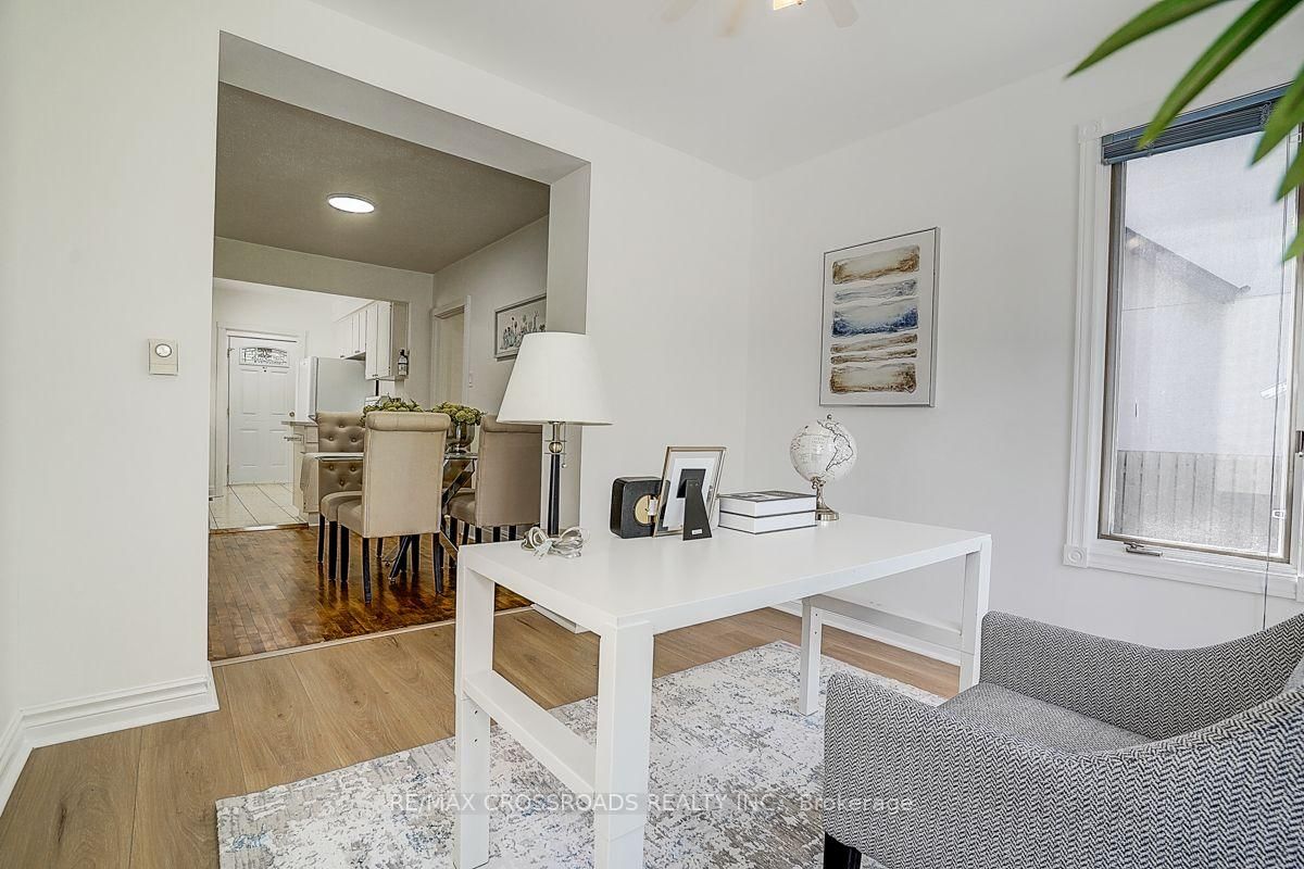 128 Leacrest Road • Toronto, ON photo 24