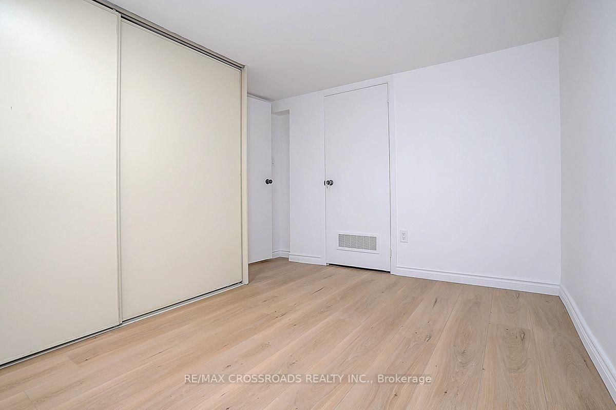 128 Leacrest Road • Toronto, ON photo 39