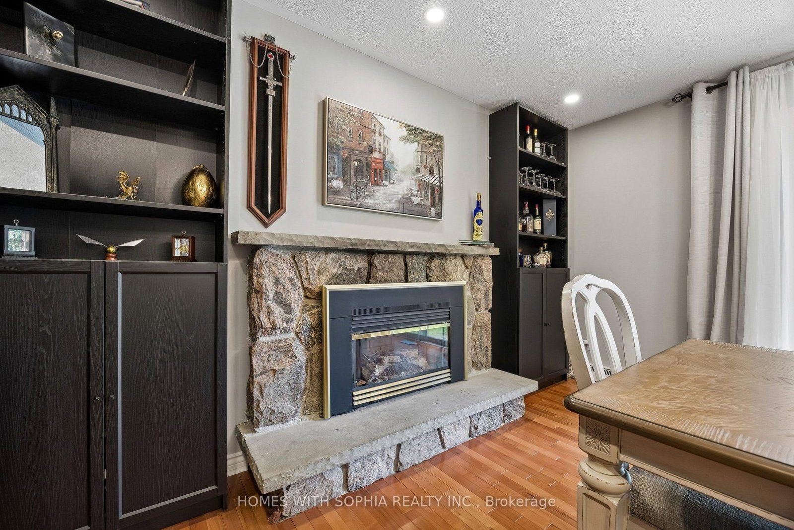 34 Rustywood Drive • Toronto, ON photo 27