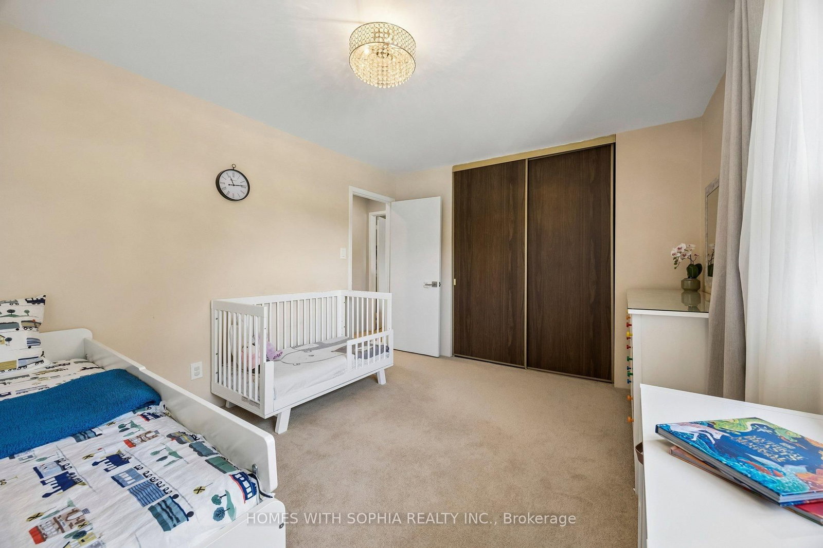 34 Rustywood Drive • Toronto, ON photo 38