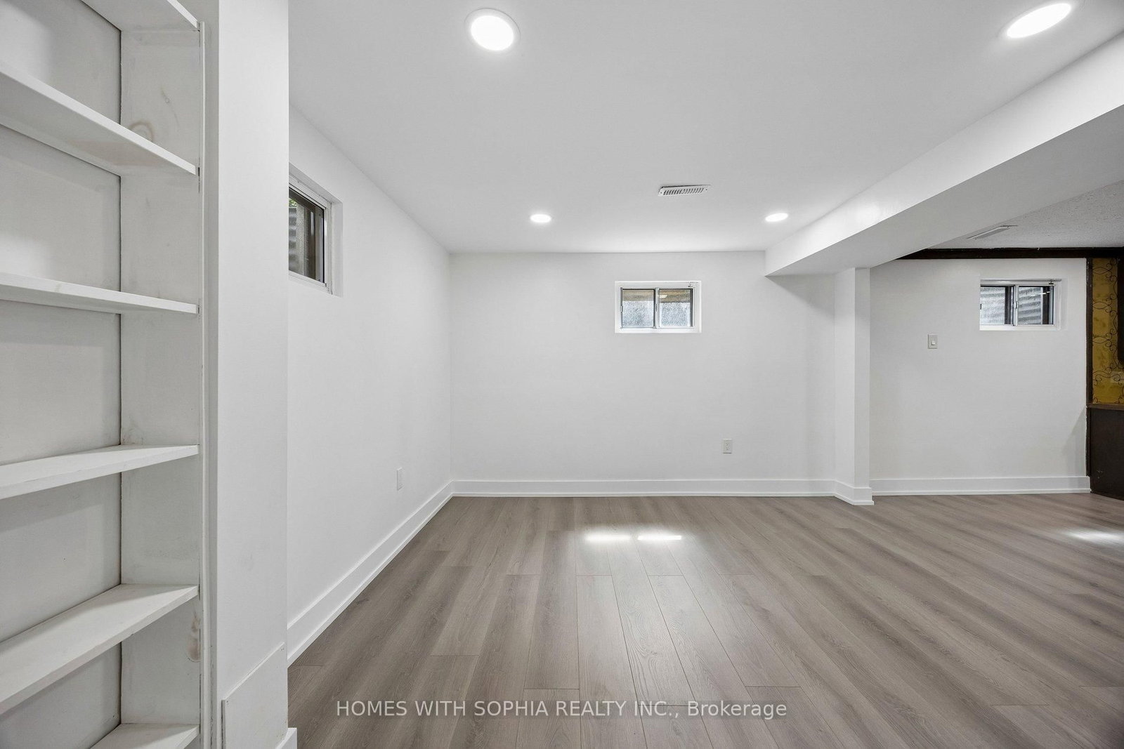 34 Rustywood Drive • Toronto, ON photo 46