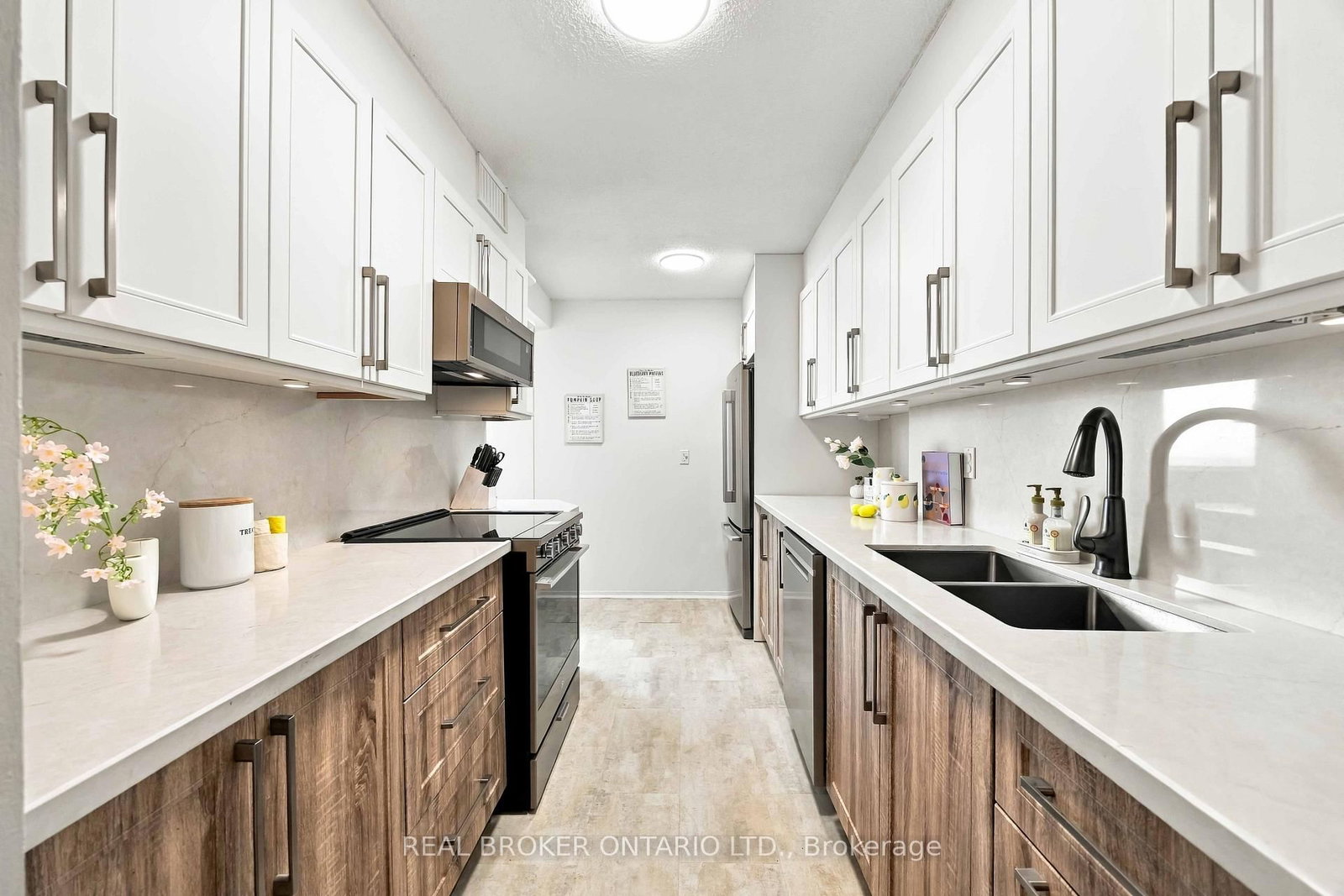 5 Old Sheppard Avenue • #1805 • Toronto, ON photo 15