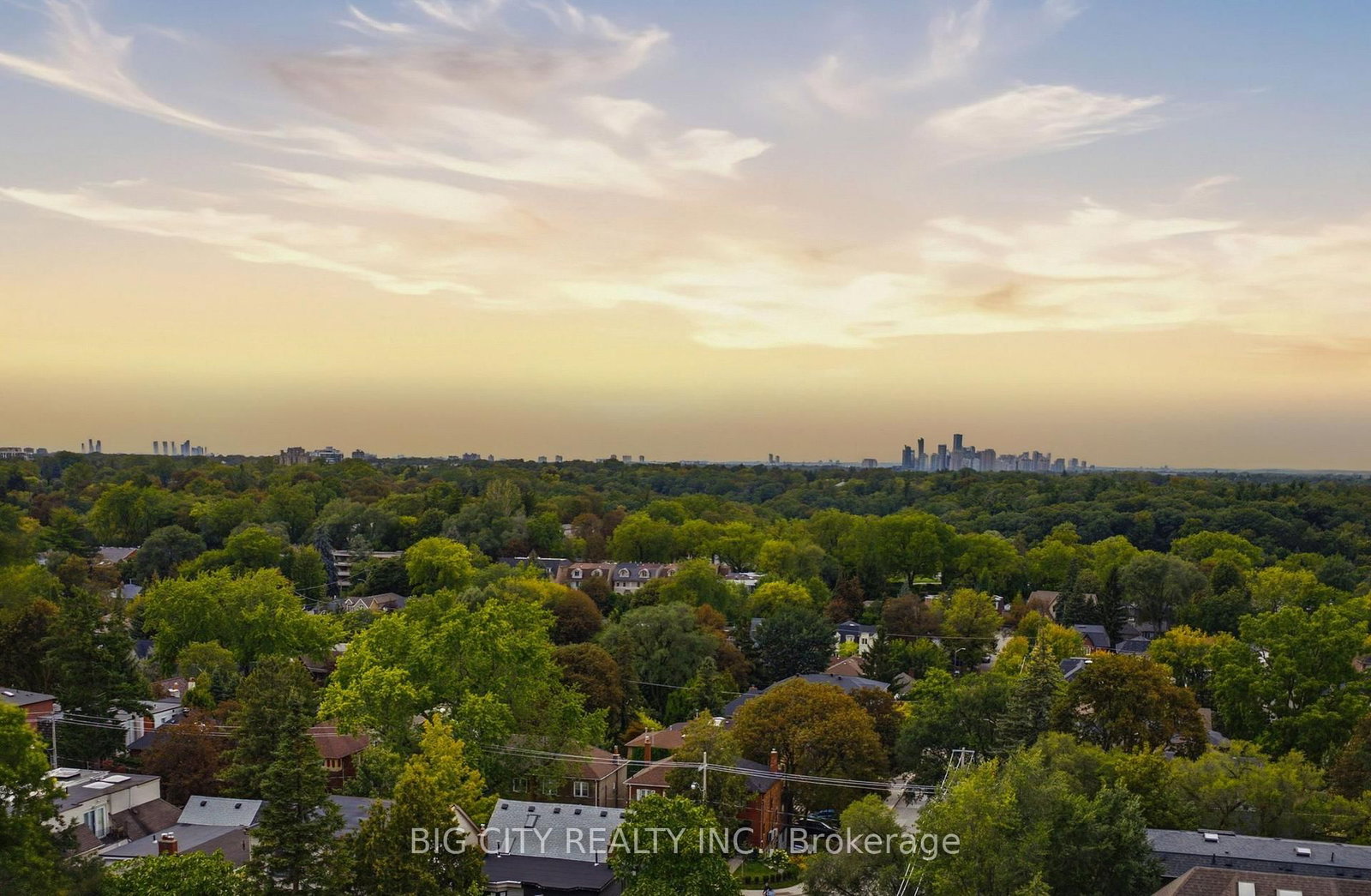 1 Cardiff Road • #1006 • Toronto, ON photo 2