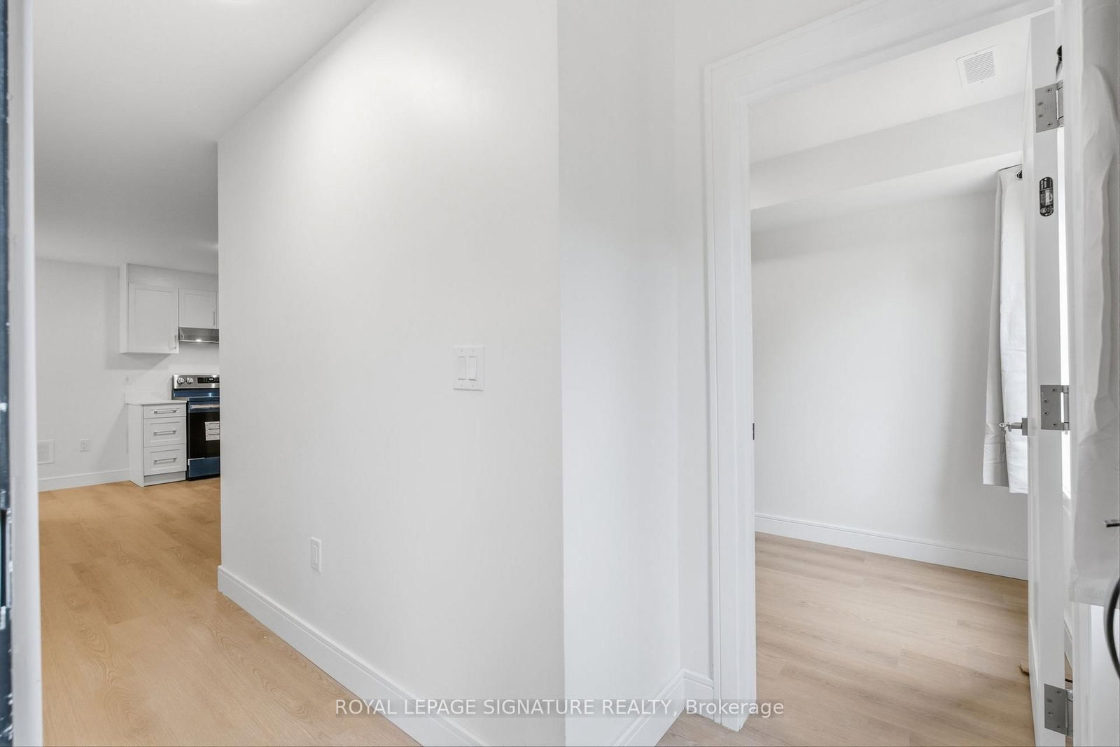 Detached House for lease at 1A-53 Bishop Avenue, Toronto, Ontario, M2M 1Z4 - Newtonbrook East - MLS: C13778024