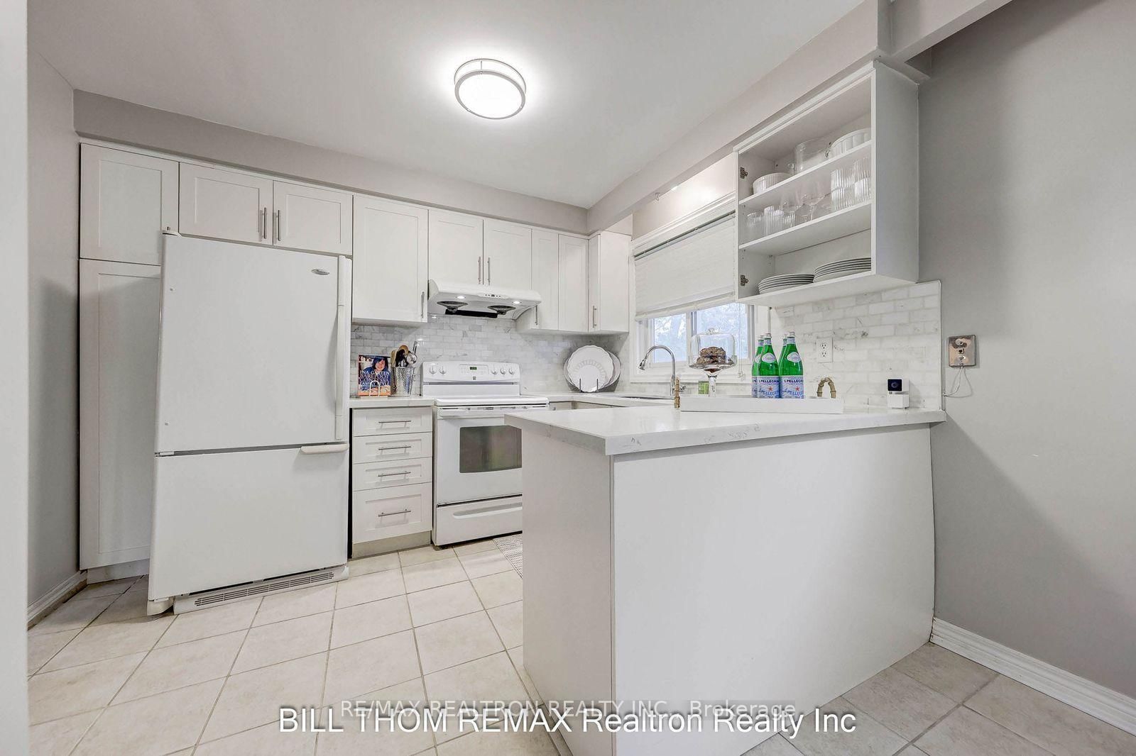 58 Reiber Crescent • Toronto, ON photo 13