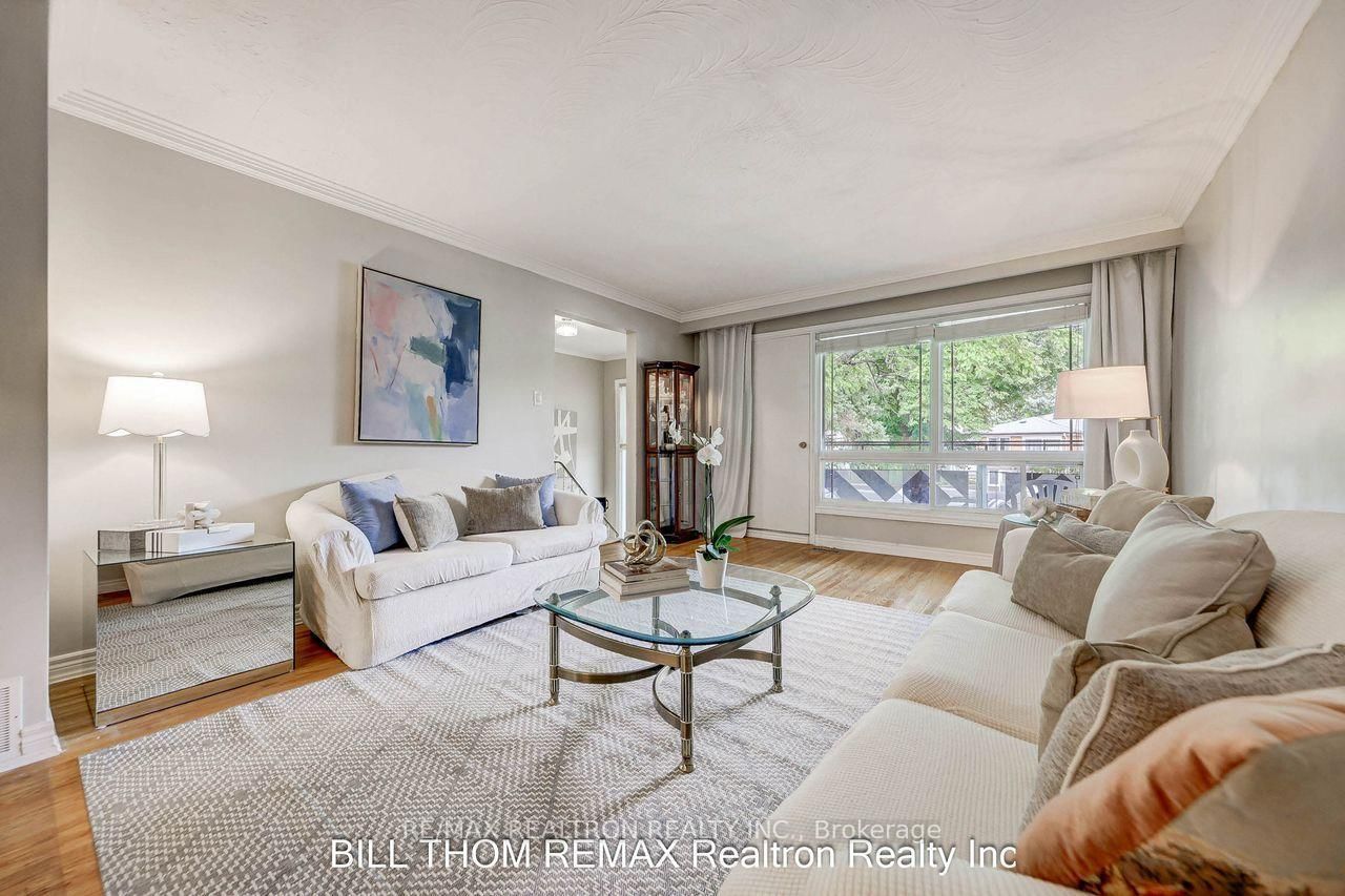 58 Reiber Crescent • Toronto, ON photo 8