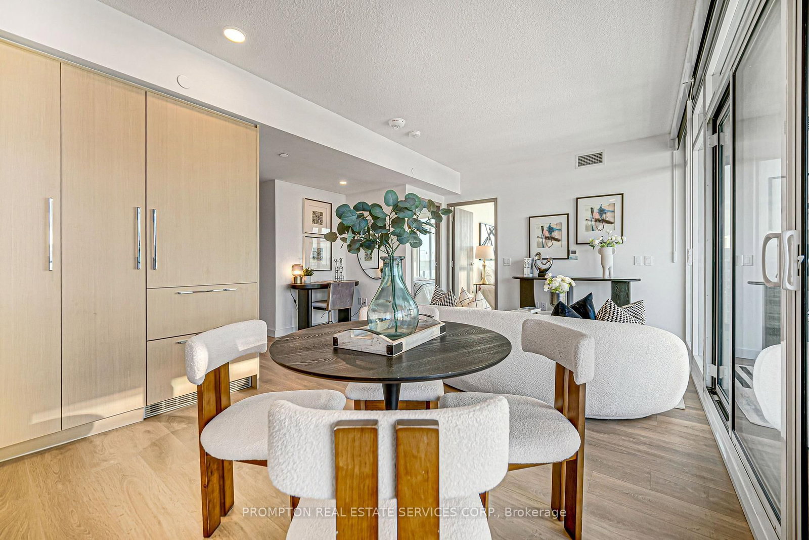1 Concord cityplace Way • #5210 • Toronto, ON photo 8