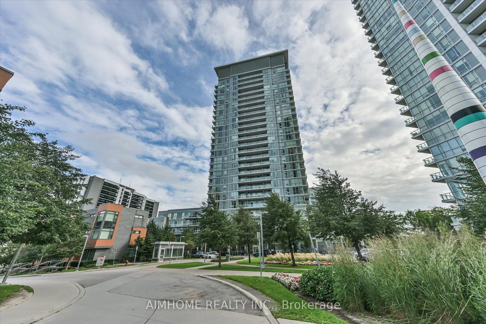 62 Forest Manor Road • #1604 • Toronto, ON photo 1